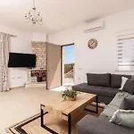 Claudio Stone House 빌라 *