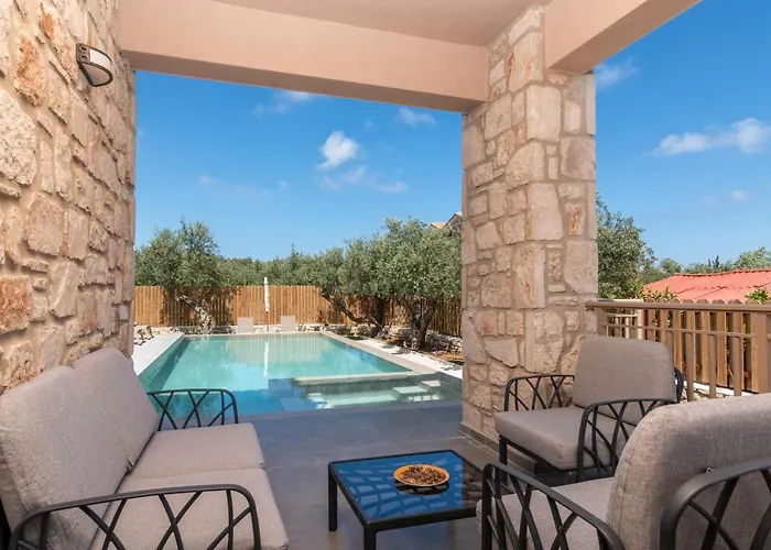 Claudio Stone House Vasilikí