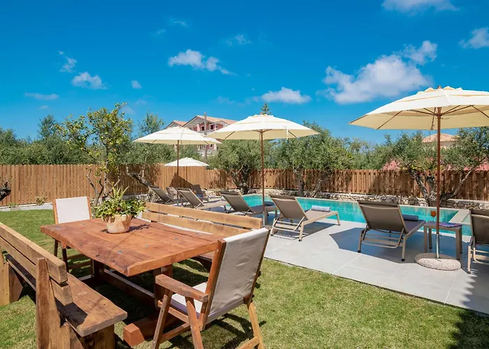 Claudio Stone House *